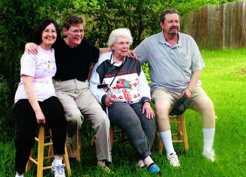 Charlotte Ilene Petry - Photo 45