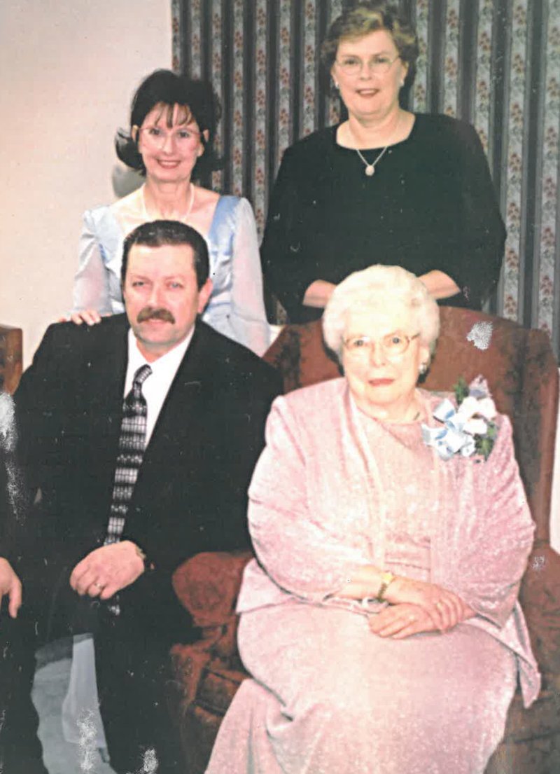 Charlotte Ilene Petry - Photo 85