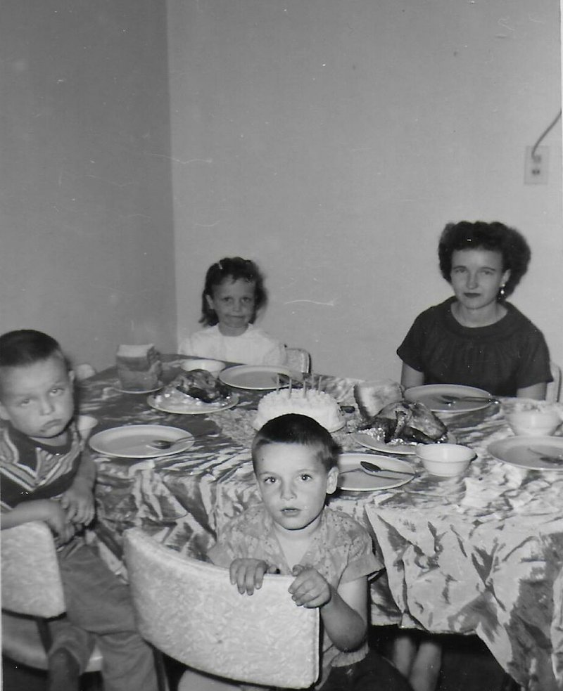 Robert Dean Dunigan - Photo 14