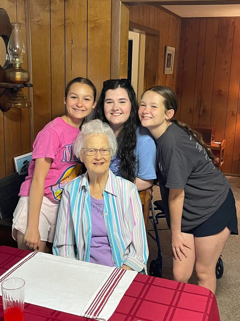 Norma Jean Fusilier - Photo 24