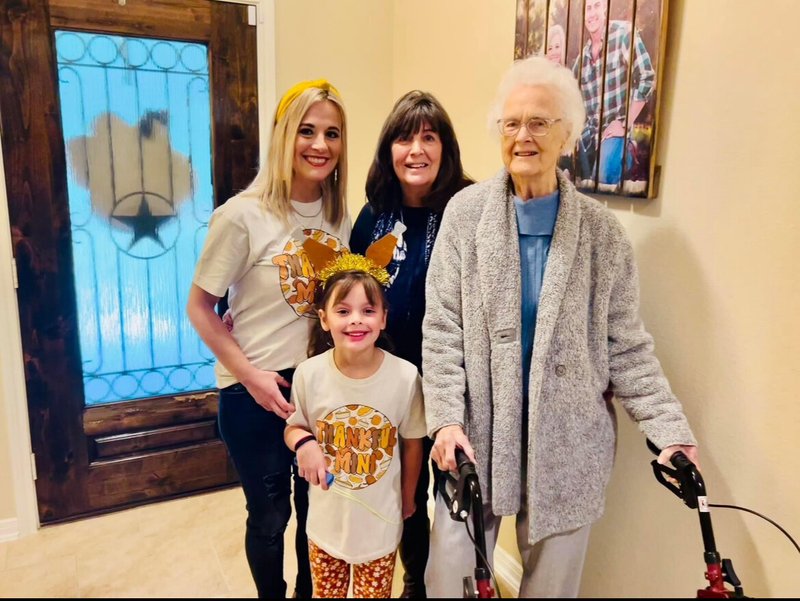 Norma Jean Fusilier - Photo 81