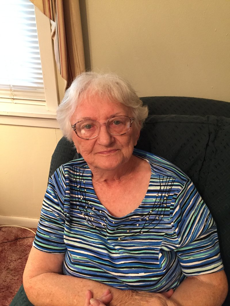 Beth Welch - Photo 11