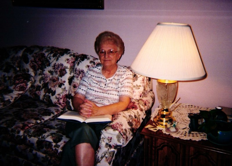 Beth Welch - Photo 35