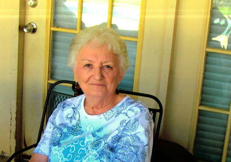 Beth Welch - Photo 38