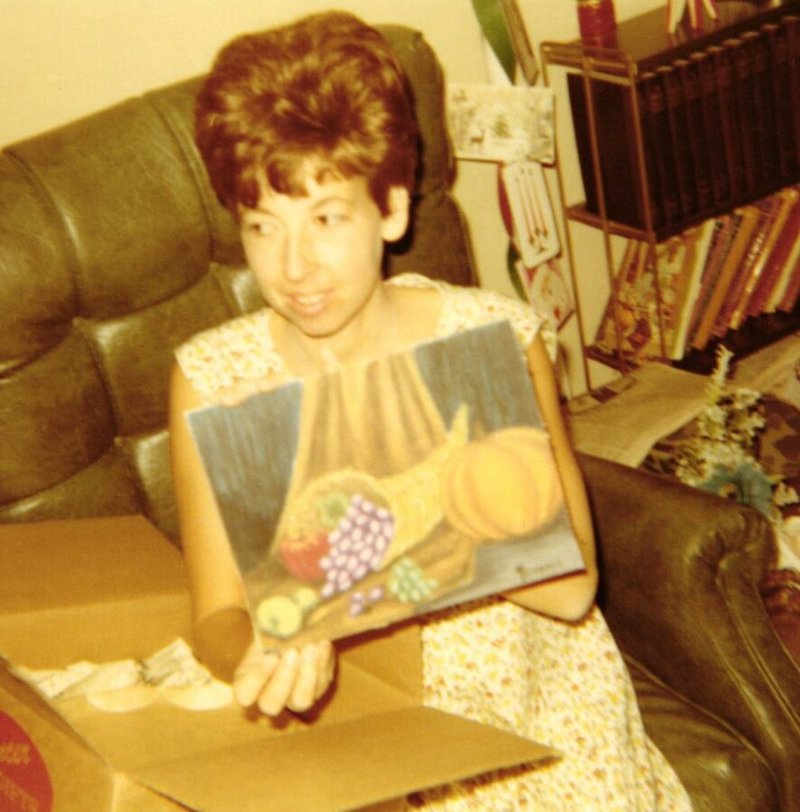 Joyce Victoria Burton - Photo 7