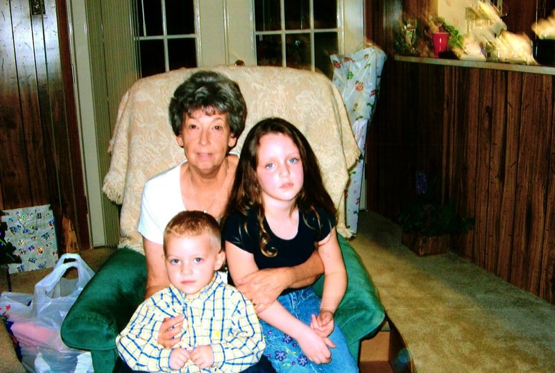 Joyce Victoria Burton - Photo 20