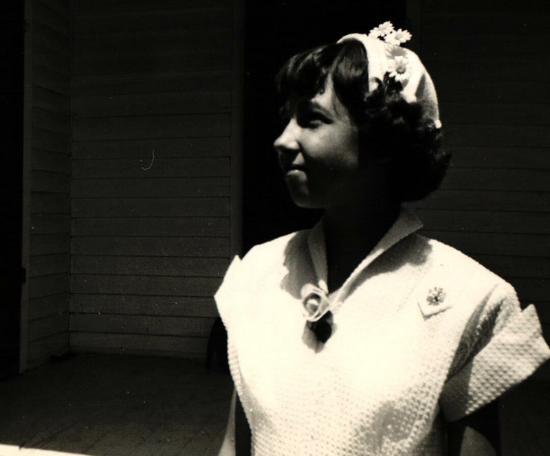 Joyce Victoria Burton - Photo 30