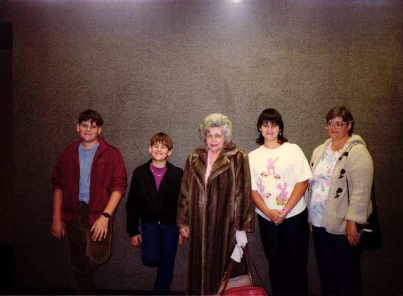 Linda Katherine Thayer - Photo 47