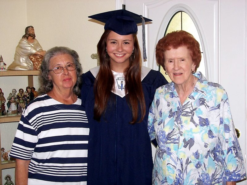 Darlene Faye Bray - Photo 4