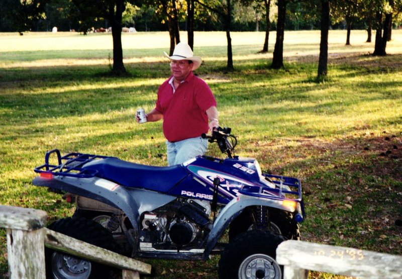 Robert "Bob" Acey Walker - Photo 66