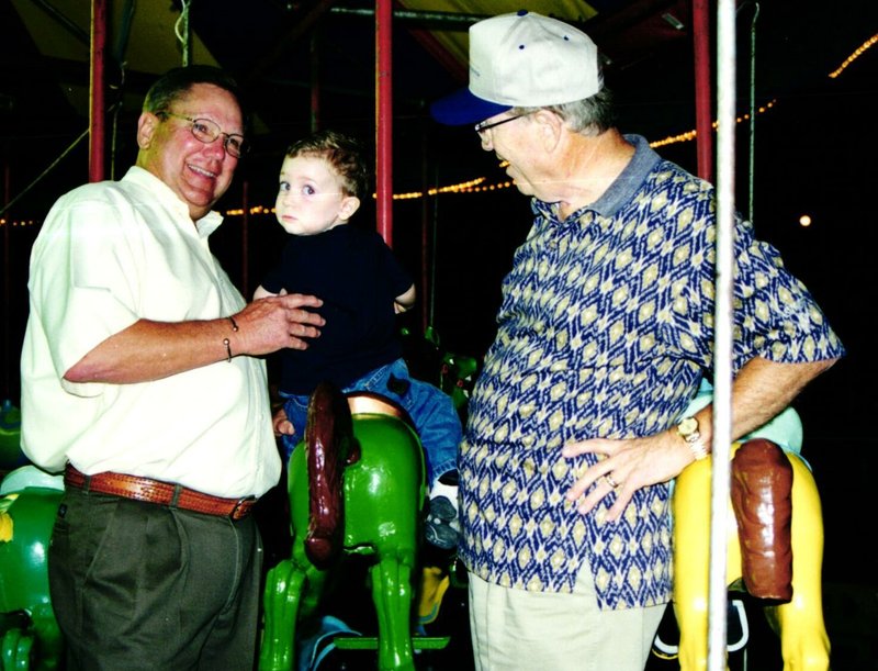 Robert "Bob" Acey Walker - Photo 78