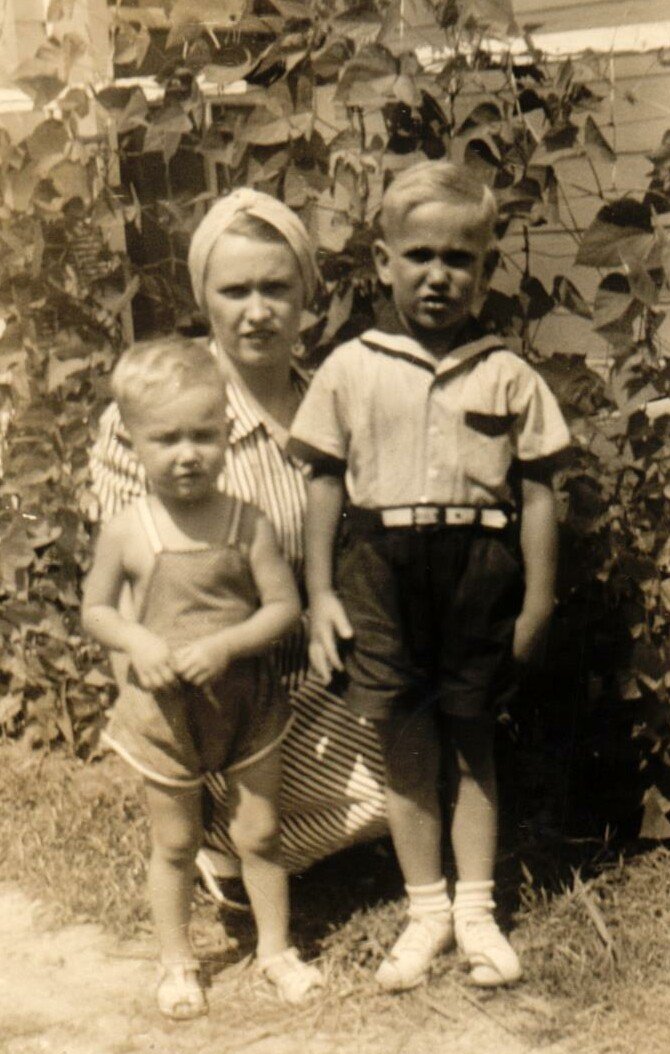 Robert "Bob" Acey Walker - Photo 166