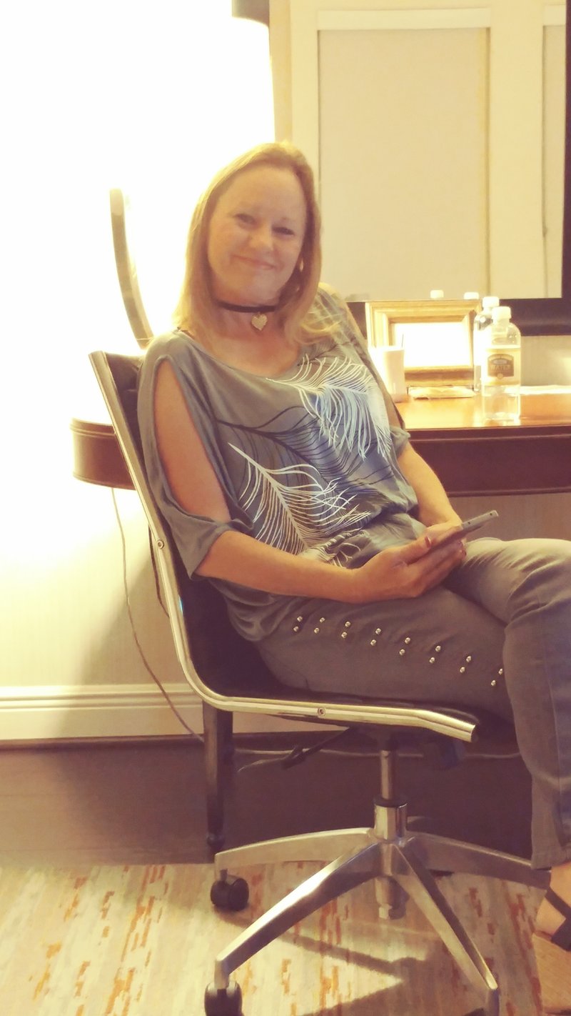 Katherine Lee "Kathy" Hanks - Photo 3