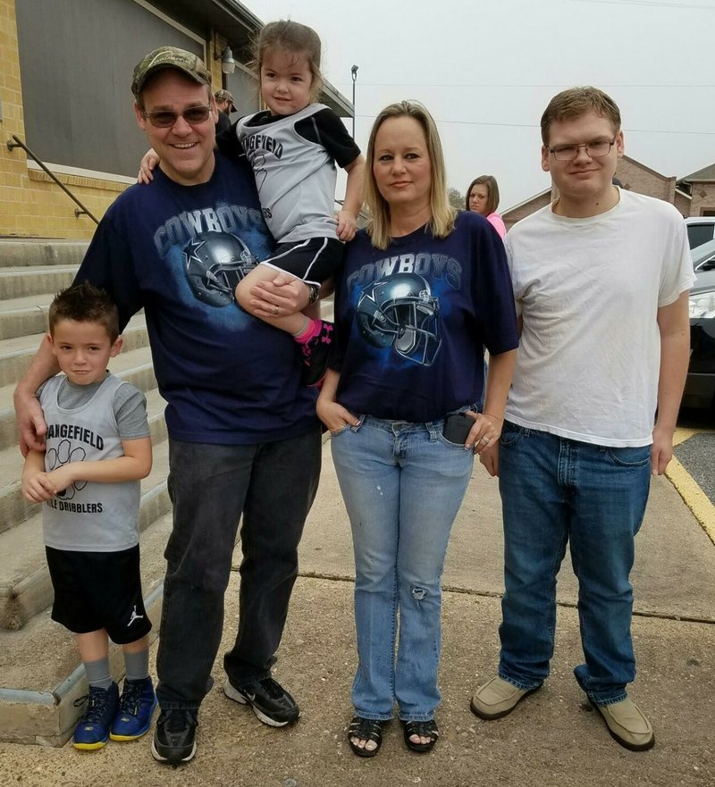 Katherine Lee "Kathy" Hanks - Photo 60