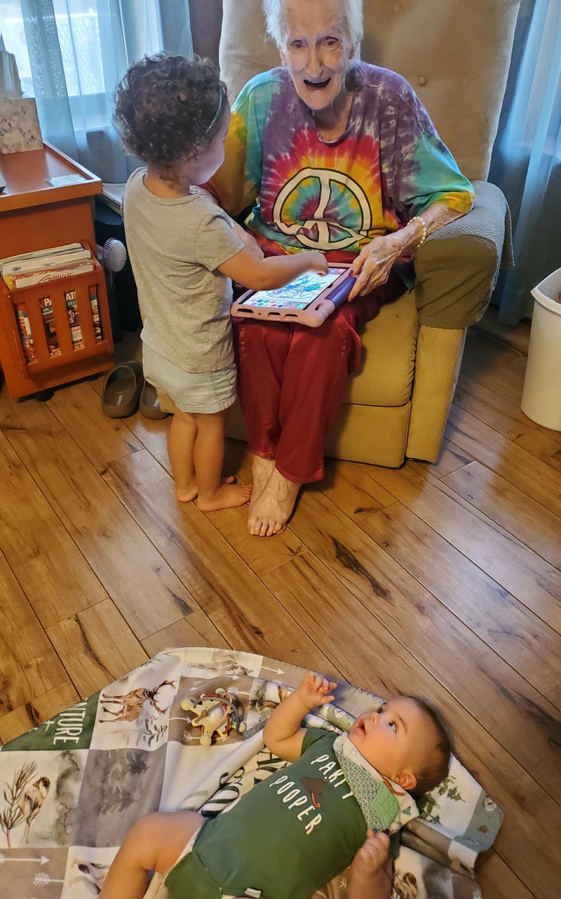 Billie Lou Delaney Leger - Photo 4