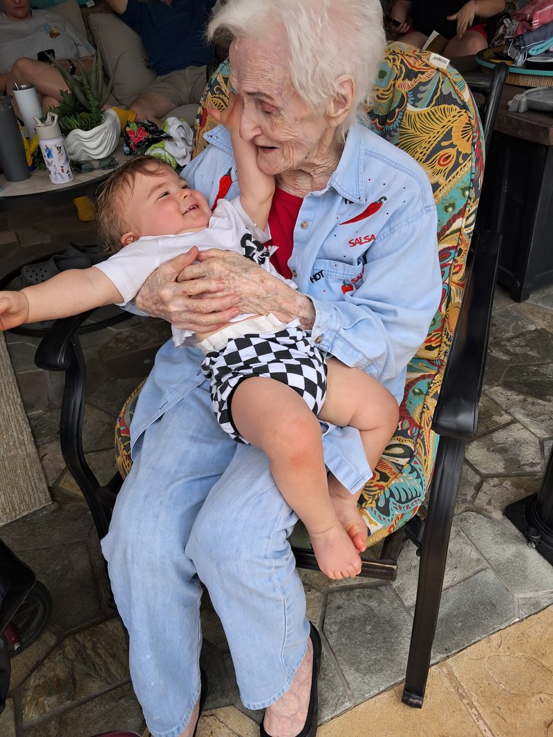 Billie Lou Delaney Leger - Photo 6