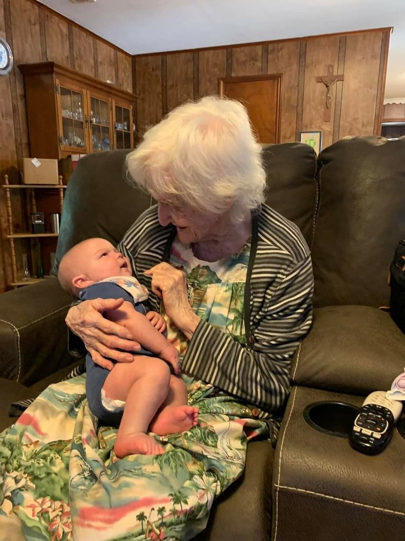 Billie Lou Delaney Leger - Photo 13