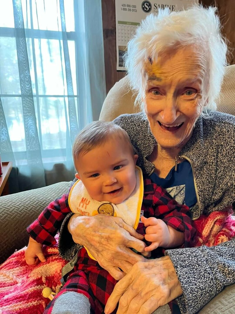 Billie Lou Delaney Leger - Photo 15