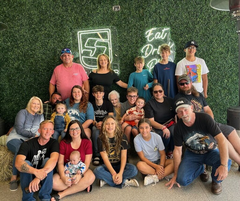 Billie Lou Delaney Leger - Photo 17