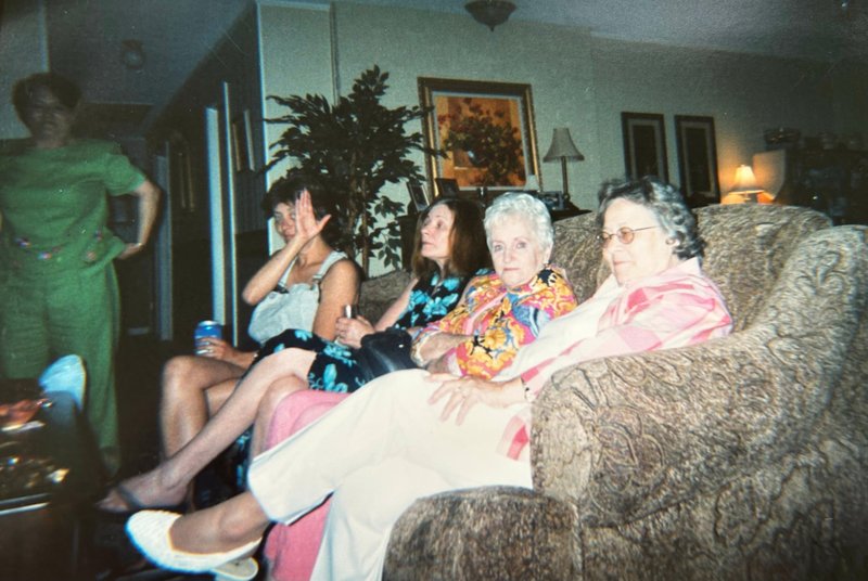 Billie Lou Delaney Leger - Photo 22