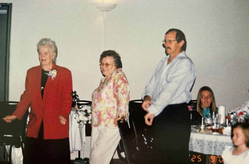 Billie Lou Delaney Leger - Photo 34