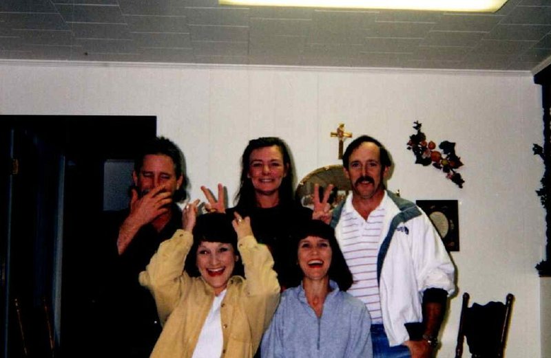 Billie Lou Delaney Leger - Photo 38