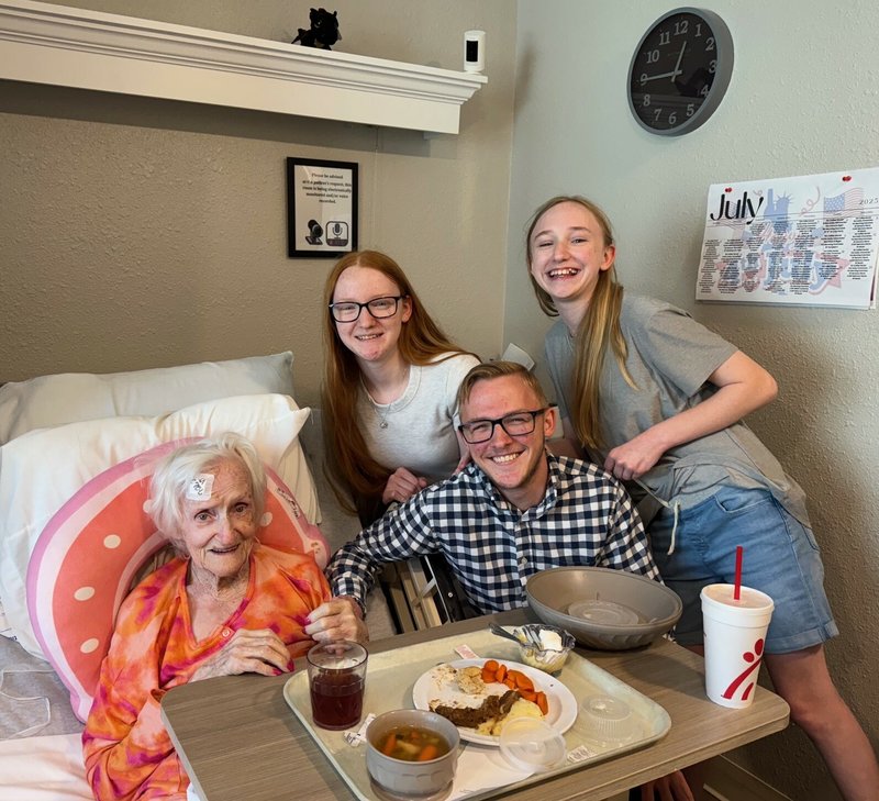 Billie Lou Delaney Leger - Photo 59