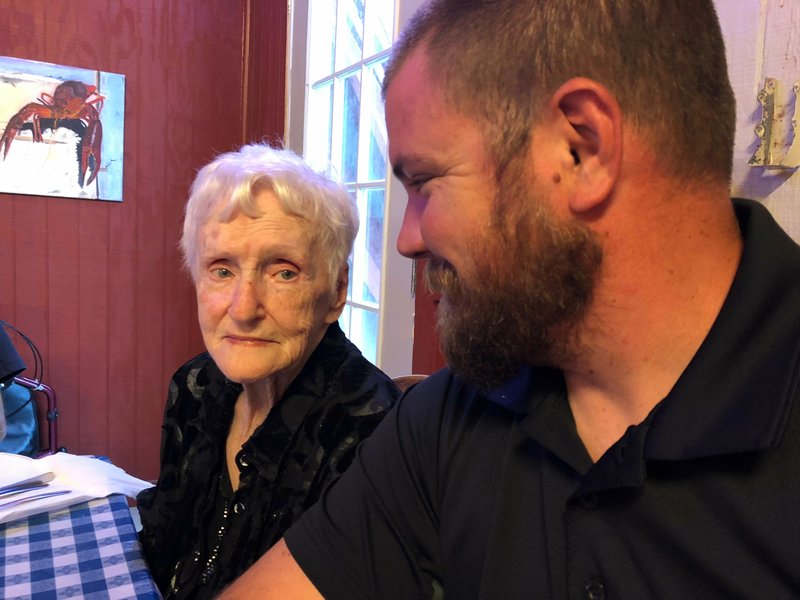 Billie Lou Delaney Leger - Photo 68