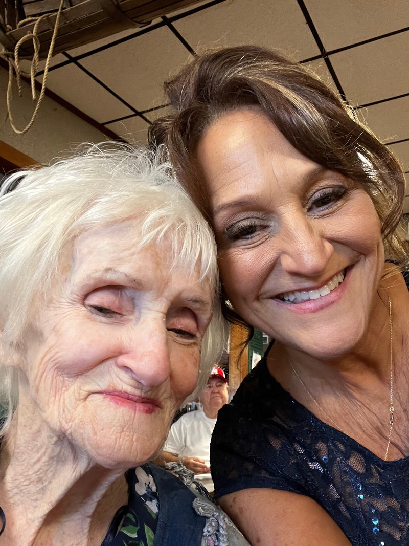 Billie Lou Delaney Leger - Photo 80