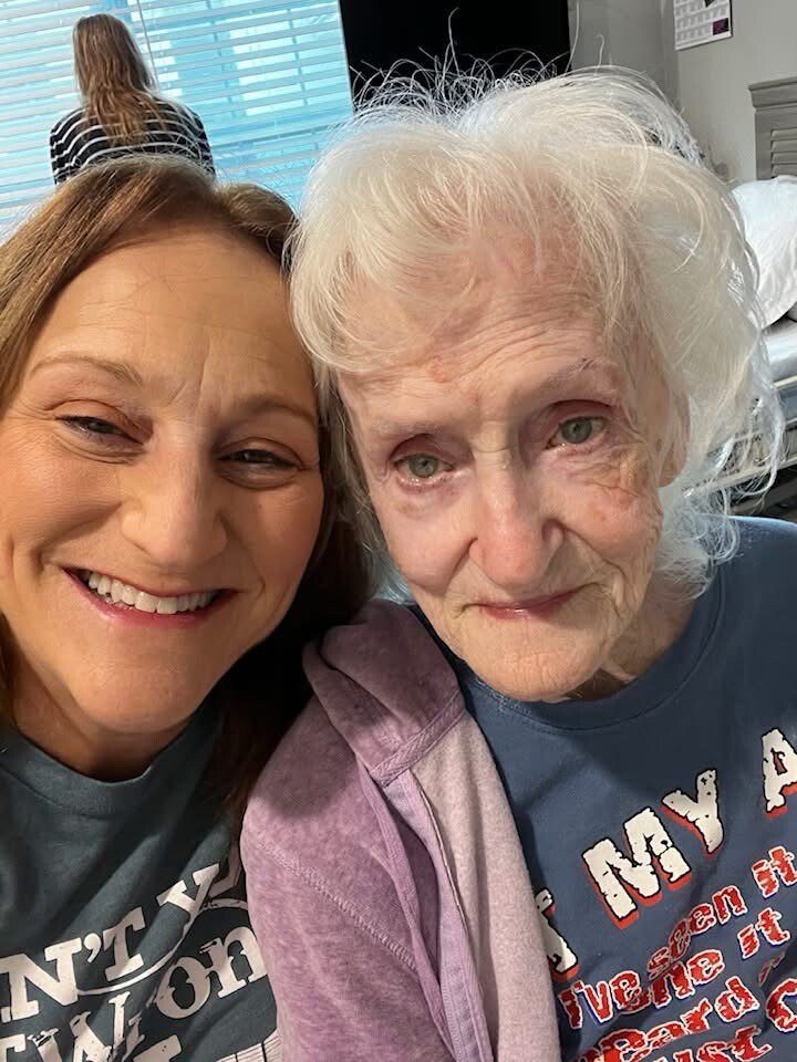 Billie Lou Delaney Leger - Photo 102