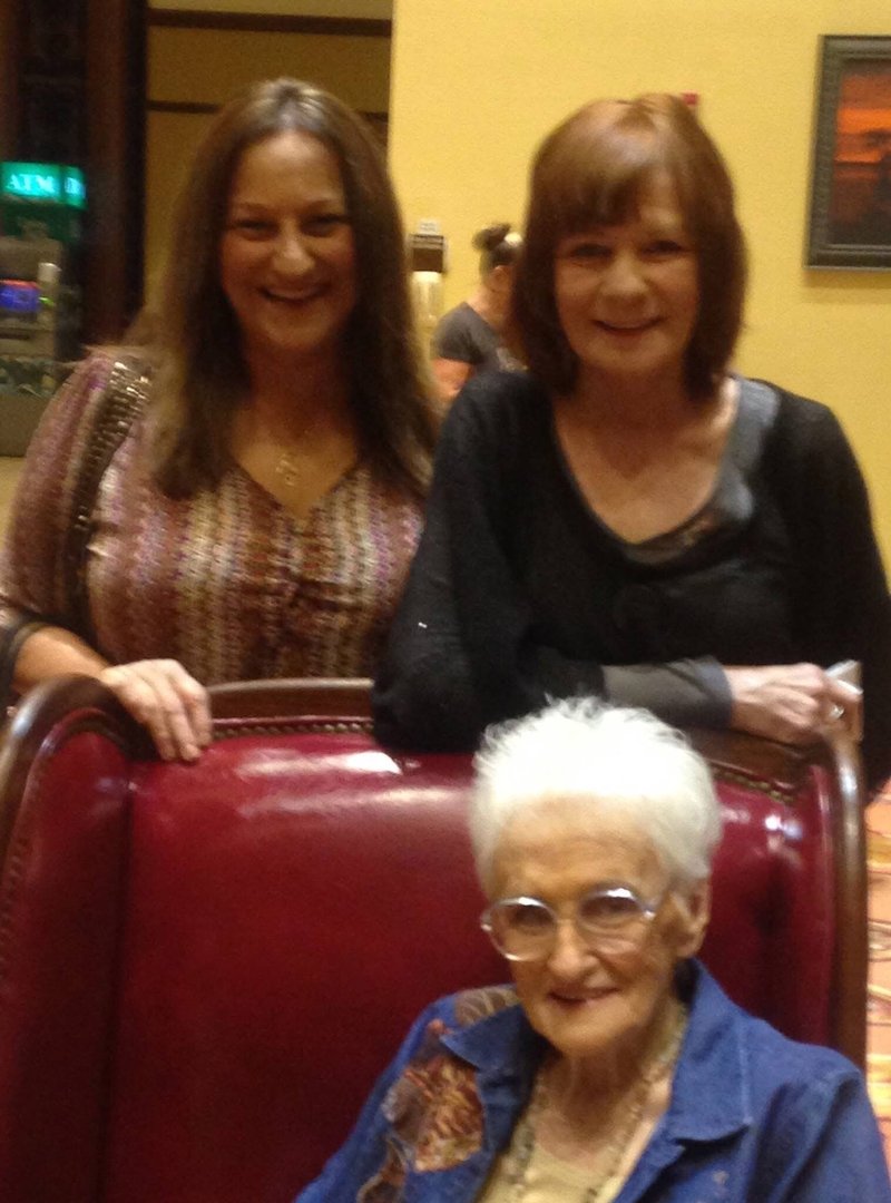 Billie Lou Delaney Leger - Photo 157