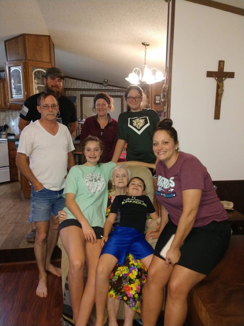 Billie Lou Delaney Leger - Photo 189