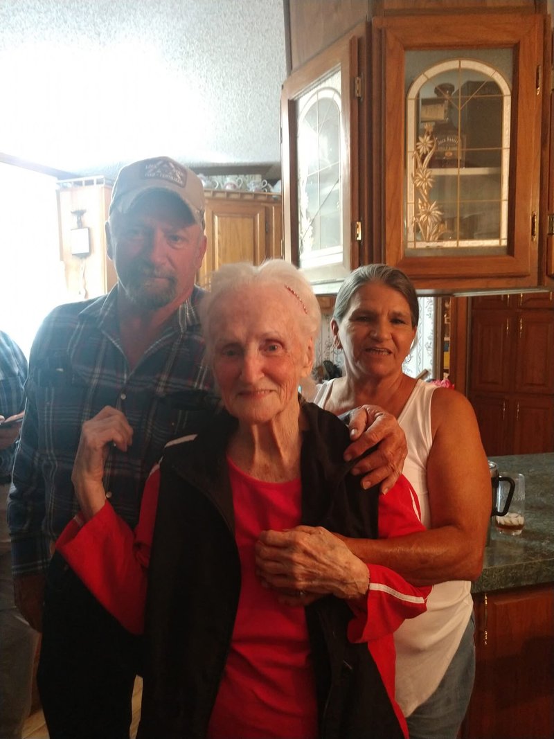 Billie Lou Delaney Leger - Photo 193