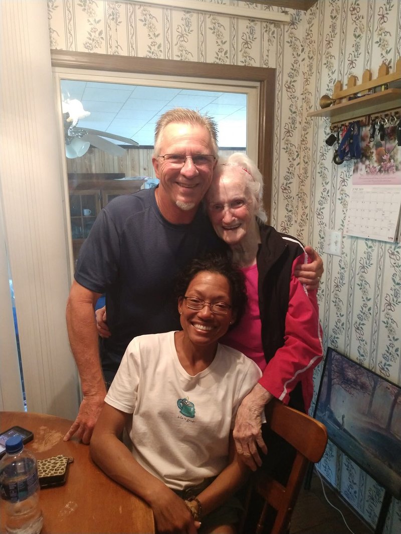 Billie Lou Delaney Leger - Photo 196