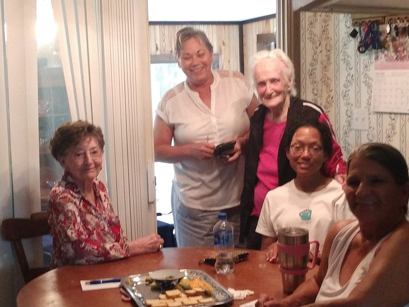 Billie Lou Delaney Leger - Photo 198