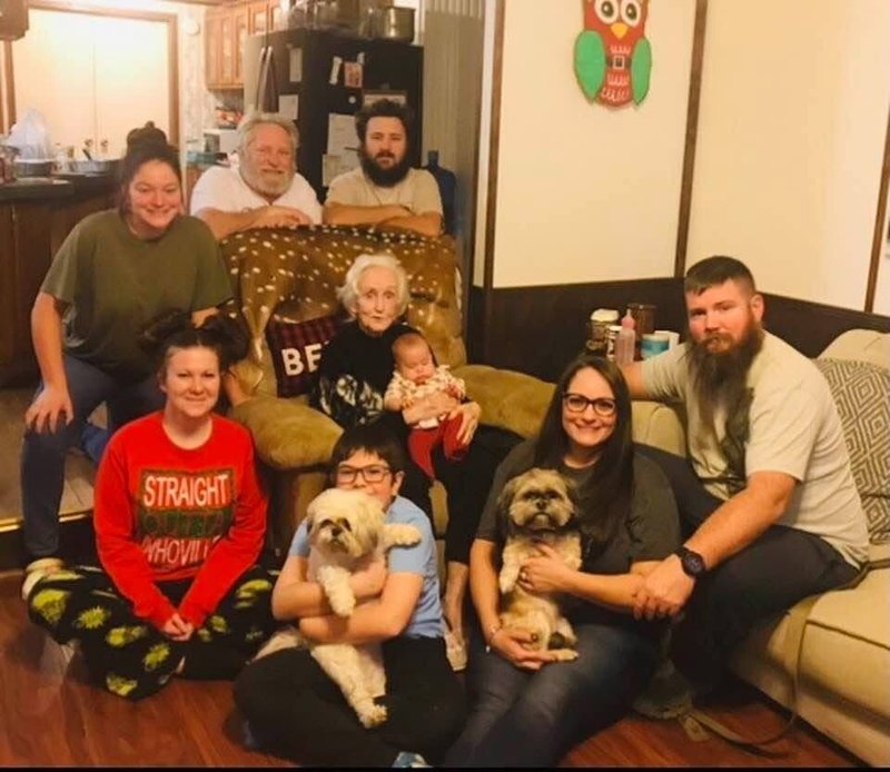 Billie Lou Delaney Leger - Photo 210