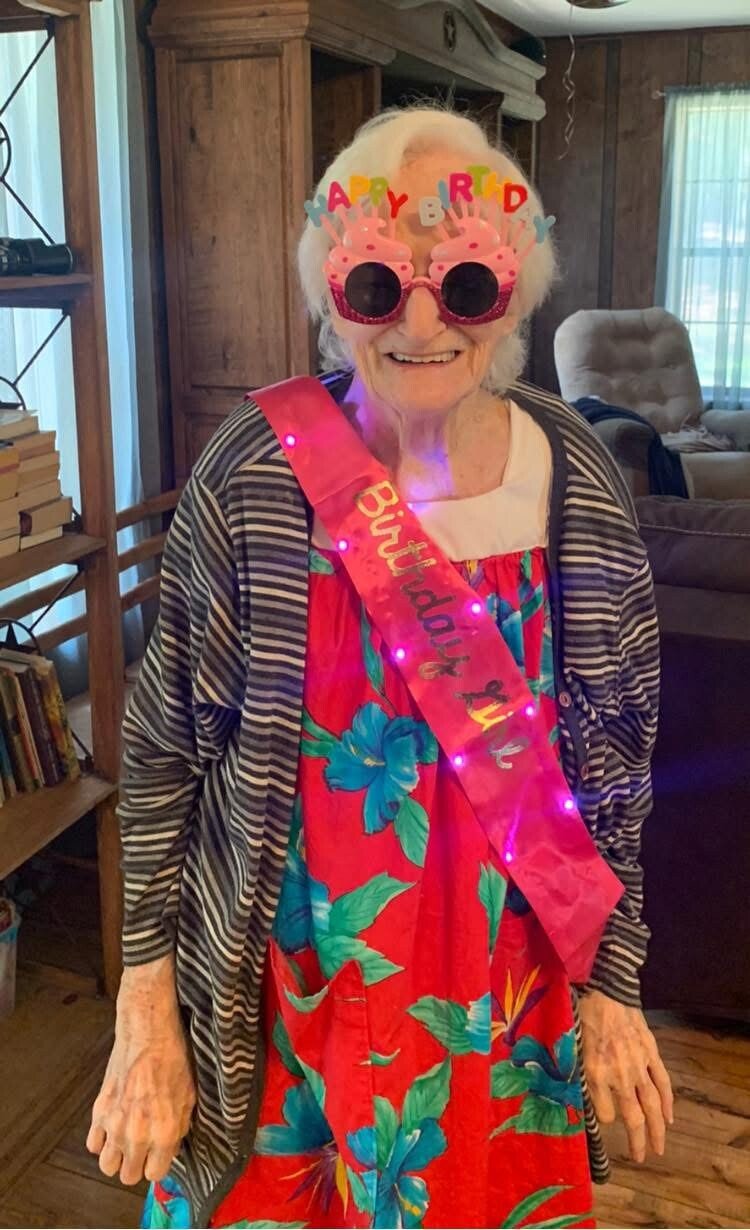 Billie Lou Delaney Leger - Photo 231