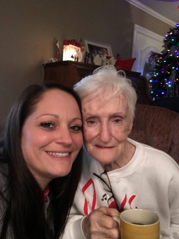 Billie Lou Delaney Leger - Photo 243