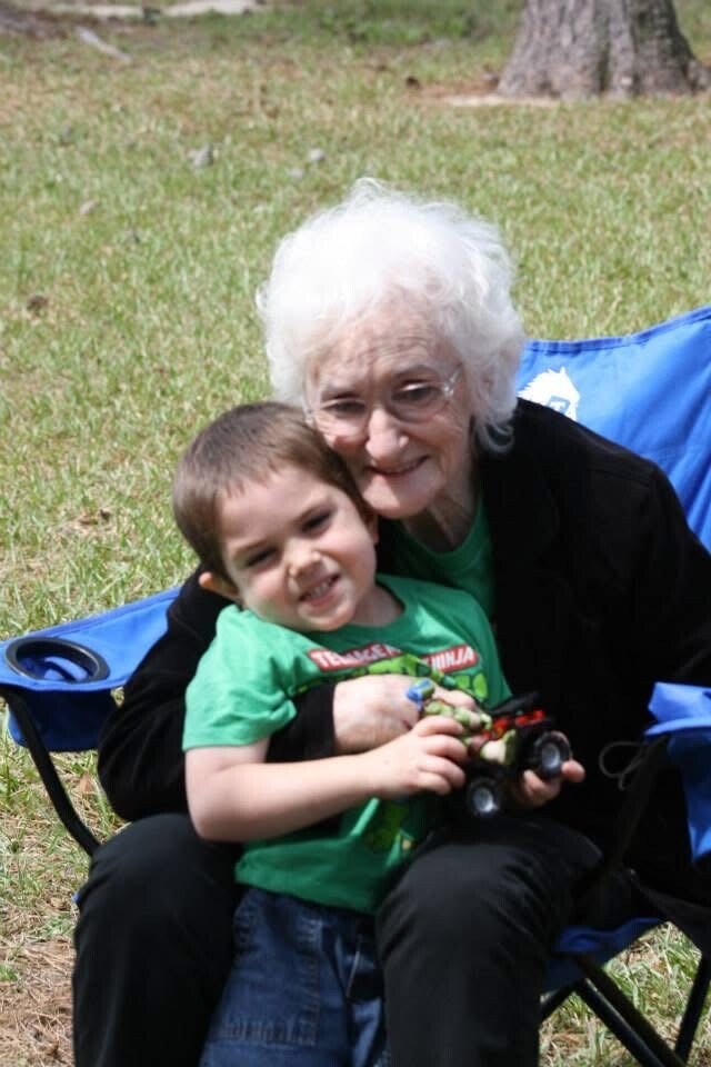 Billie Lou Delaney Leger - Photo 250