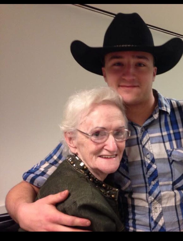 Billie Lou Delaney Leger - Photo 253