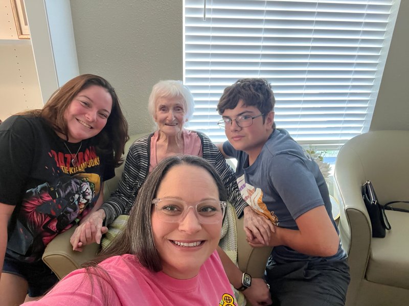 Billie Lou Delaney Leger - Photo 279