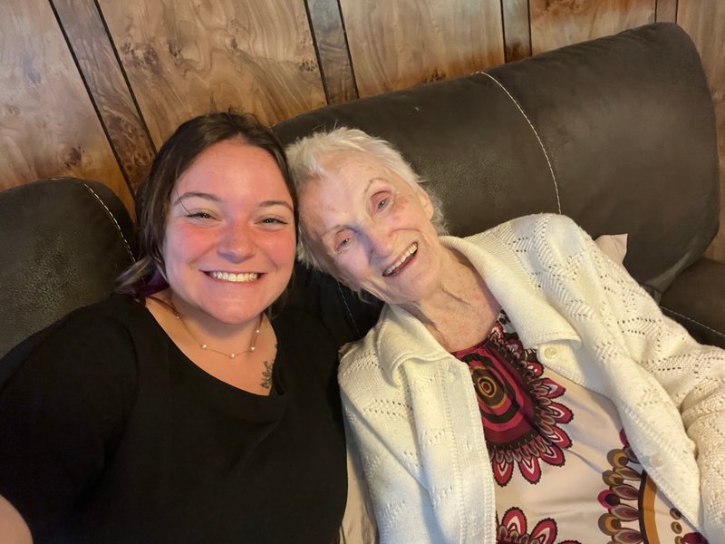 Billie Lou Delaney Leger - Photo 286