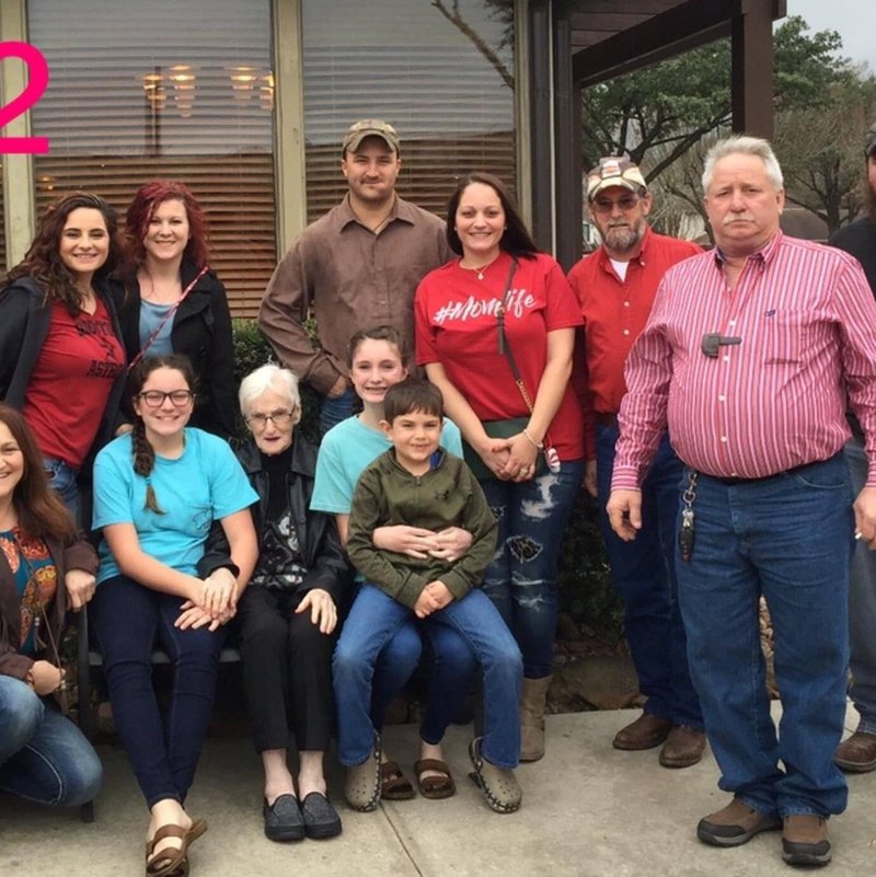 Billie Lou Delaney Leger - Photo 290