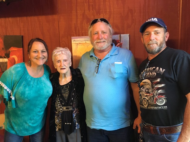 Billie Lou Delaney Leger - Photo 303