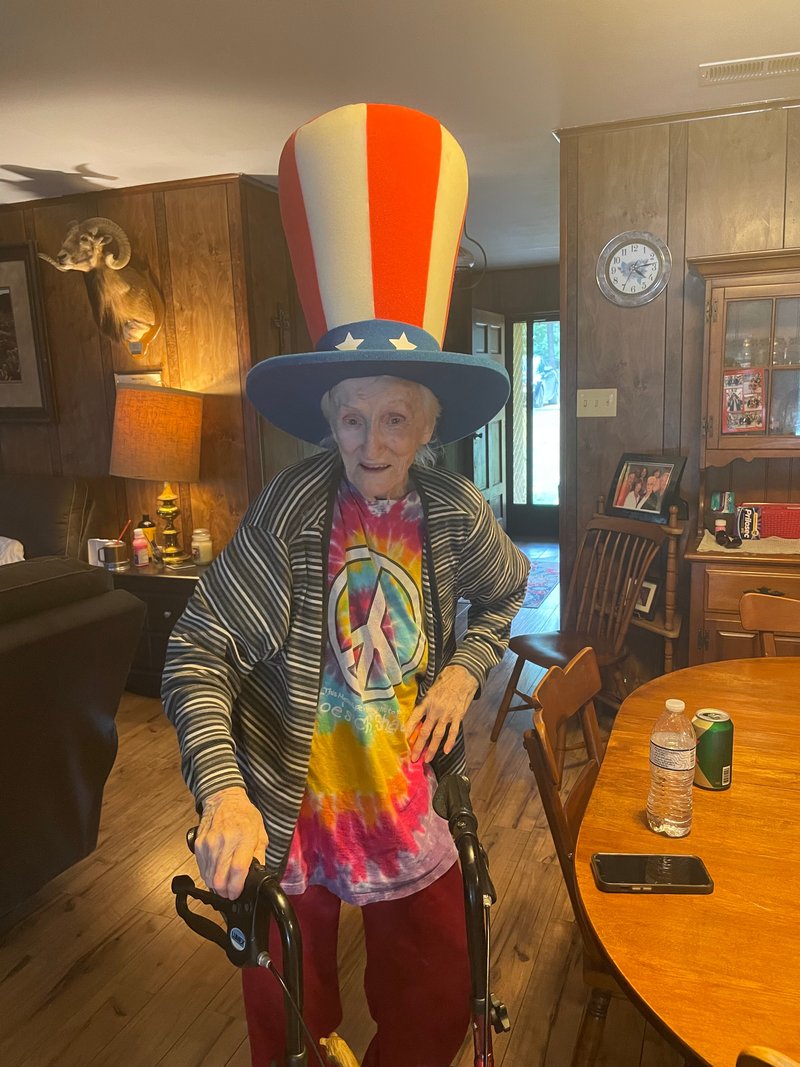 Billie Lou Delaney Leger - Photo 317