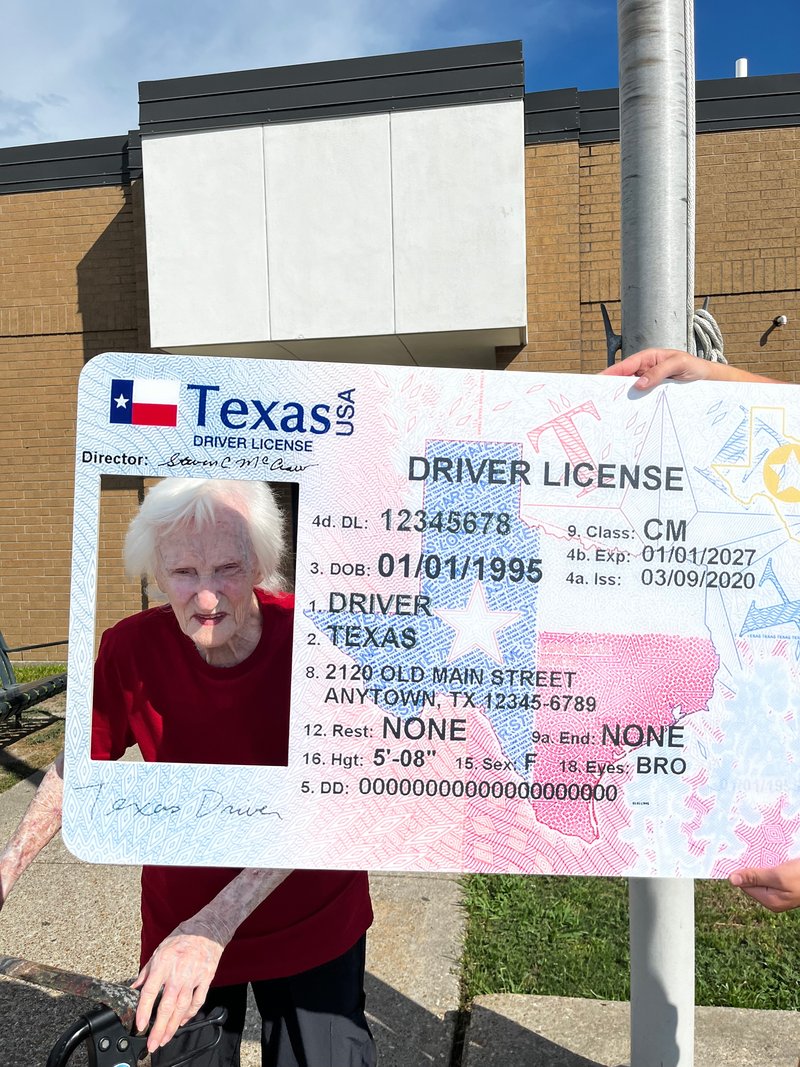 Billie Lou Delaney Leger - Photo 321