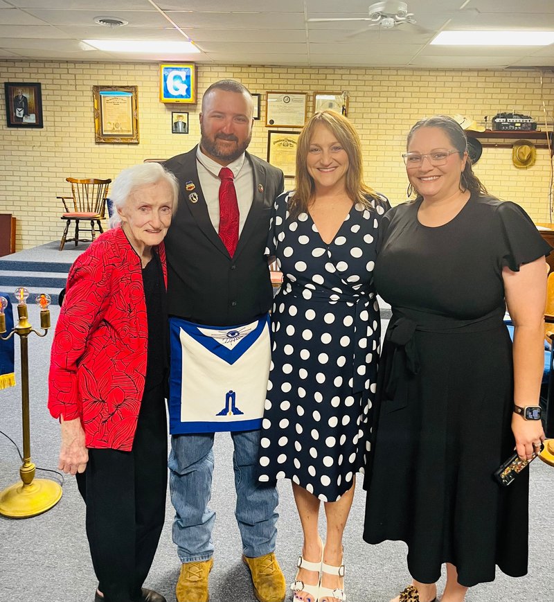 Billie Lou Delaney Leger - Photo 326