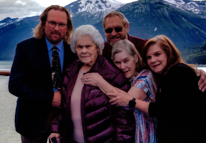 Debra Naralene Shorten - Photo 42