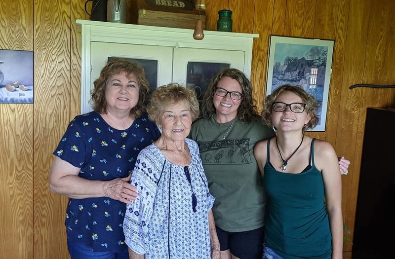 Beulah "Mae" Cormier Dougharty Brown - Photo 3