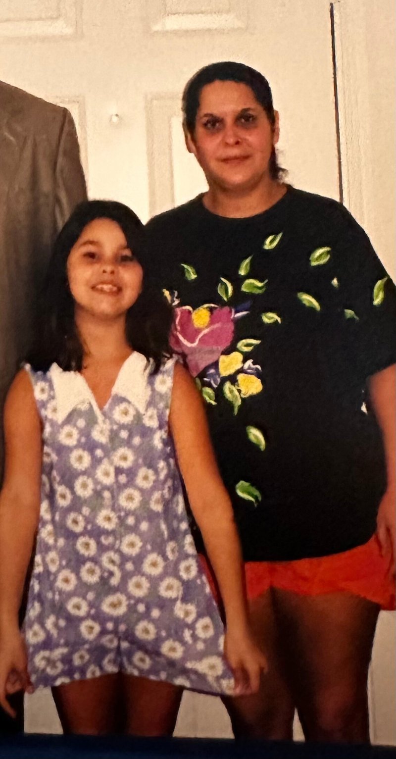 Ann Gonzales - Photo 37